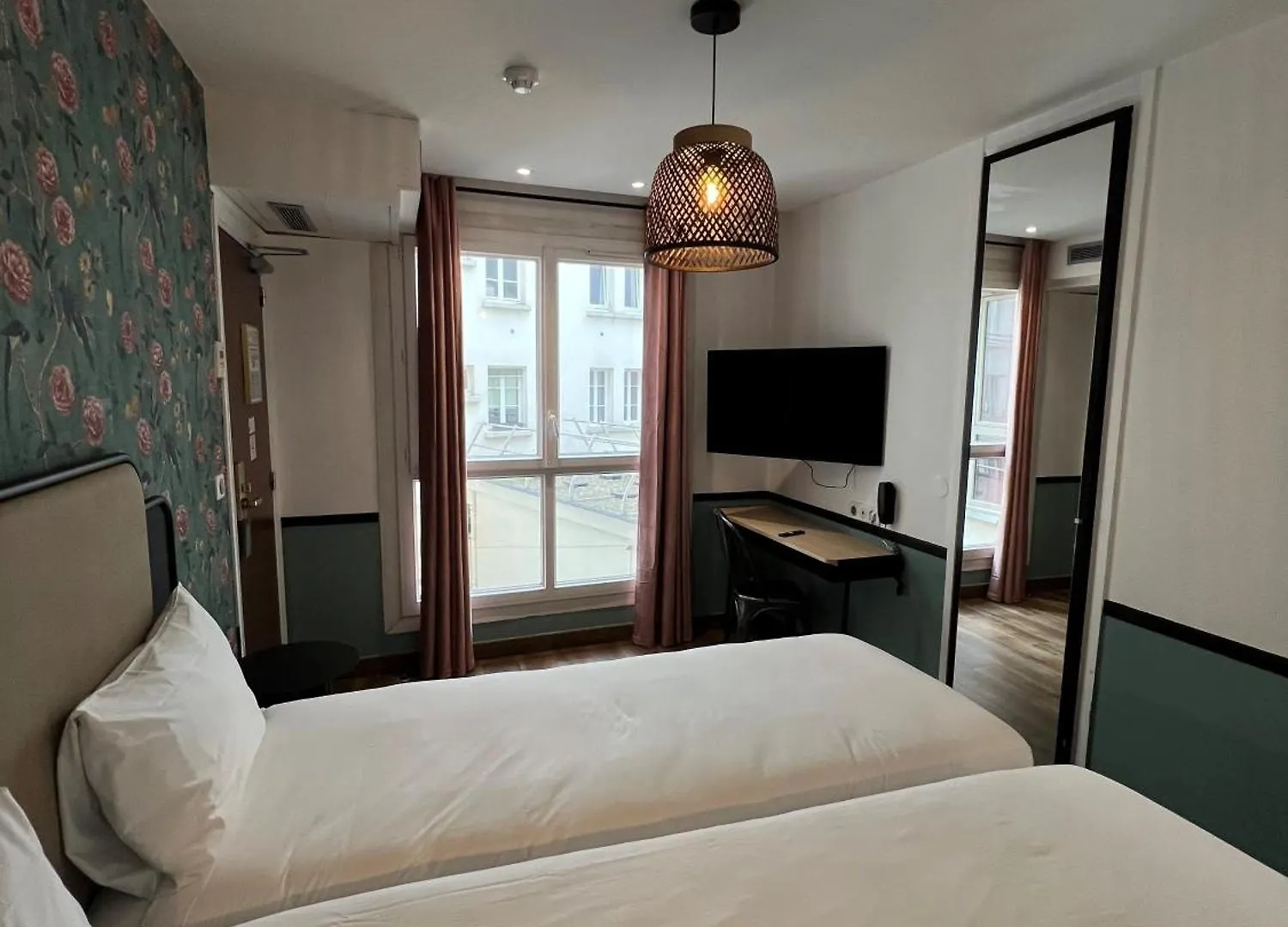 Vintage Gare Du Nord By Hiphophostels Hotel