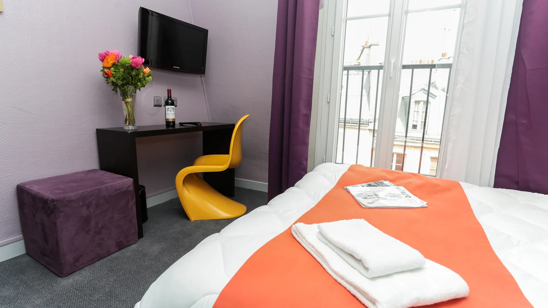 Vintage Gare Du Nord By Hiphophostels Otel