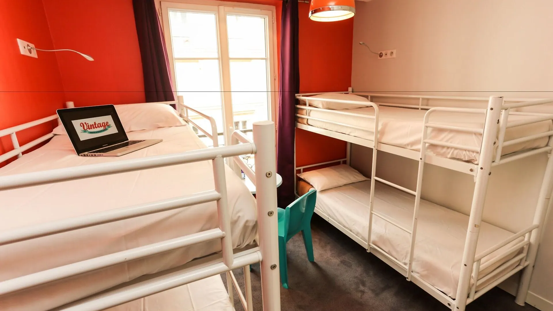 Vintage Gare Du Nord By Hiphophostels Otel Paris