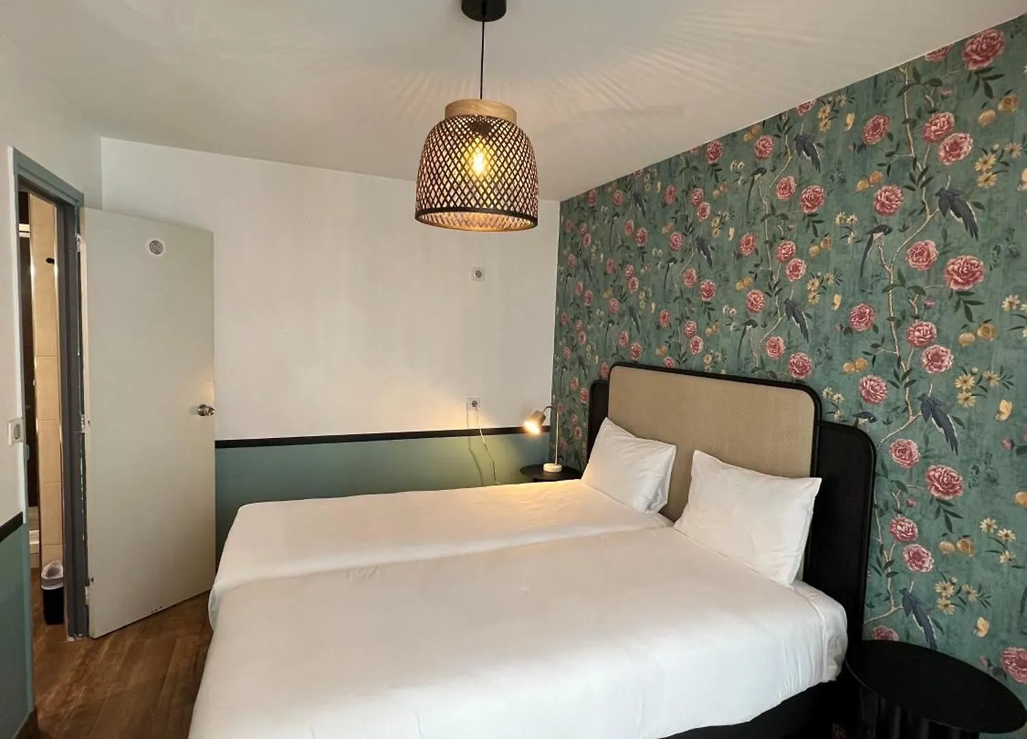Vintage Gare Du Nord By Hiphophostels Otel 2*