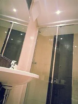 Otel Vintage Gare Du Nord By Hiphophostels 2*