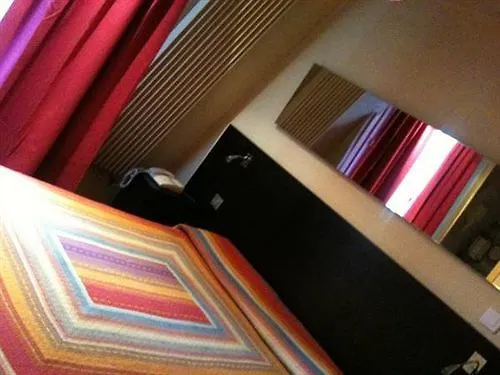 Otel Vintage Gare Du Nord By Hiphophostels